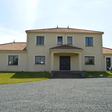 La Maison Bird D'hotes * La Caillère
